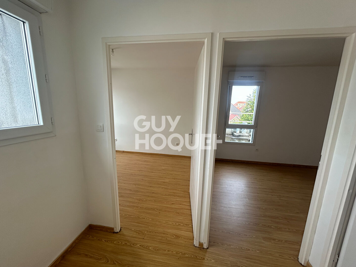 A VENDRE - Appartement type 3 avec ascenseur - 2 chambres - Balcon - Place de parking privative.