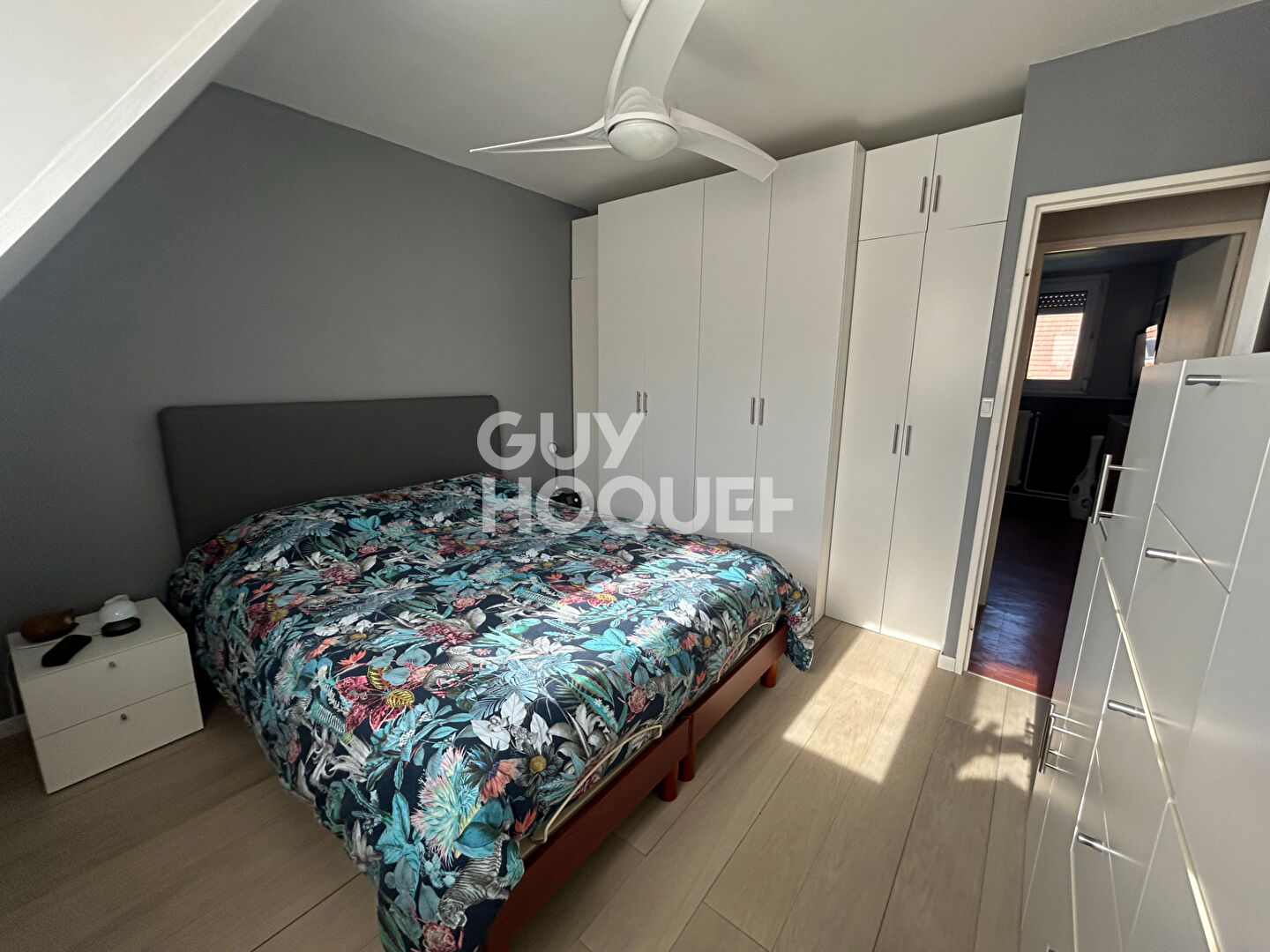 A VENDRE à CALAIS - Maison mitoyenne - 3 chambres - Jardin - Garage