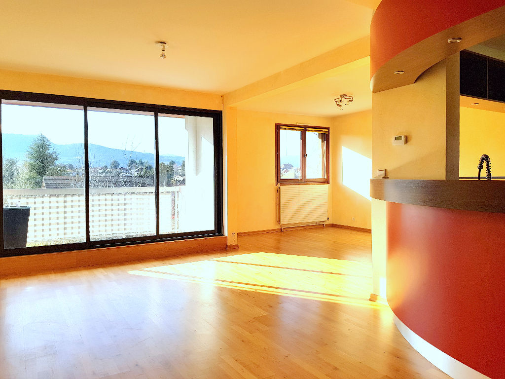 À vendre, appartement d'environ 101,2 m² à CHALLES LES EAUX (73190).