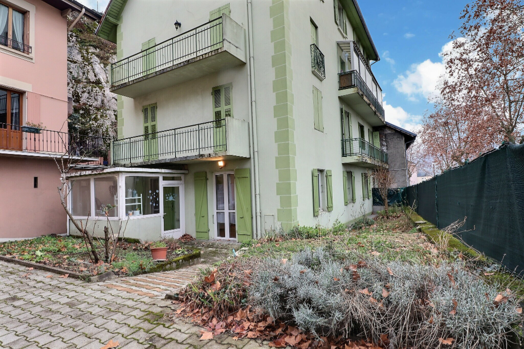 Appartement Chambery 3 pièce(s) 75 m2