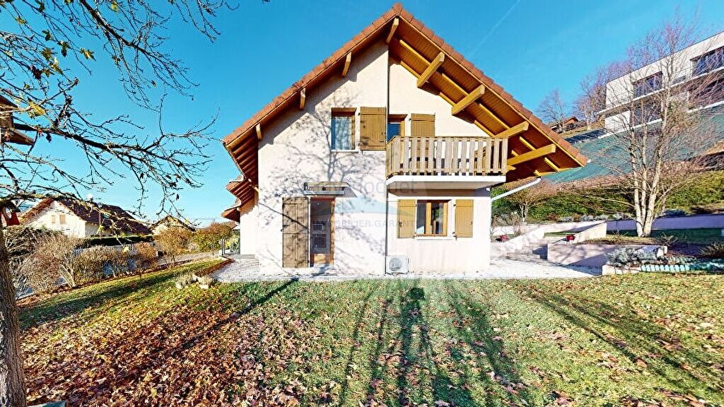 Maison Voglans - 4 chambres - Terrain de 810 m²