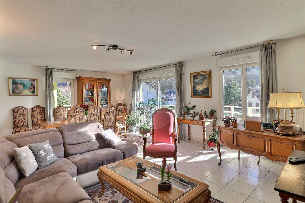 T4 de 112 m² au coeur de Challes les eaux