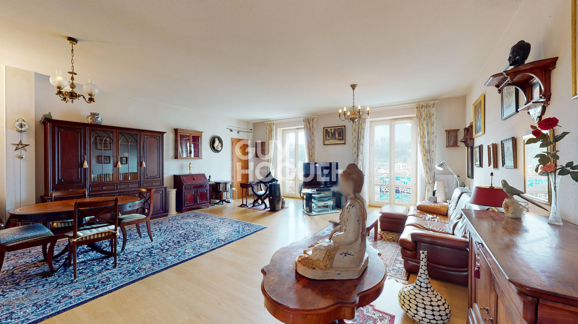 Appartement  5 pièce(s) 133.61M² avec place de parking;