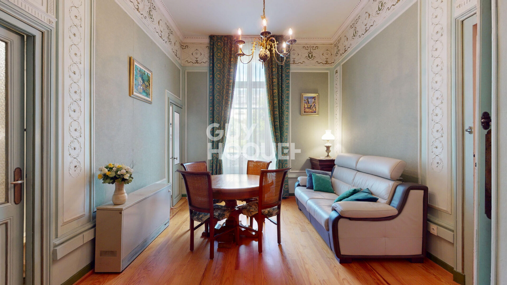 Appartement  2 pièces 37.39 m2 dans la Résidence historique "Le Splendide" à Aix-les-Bains.