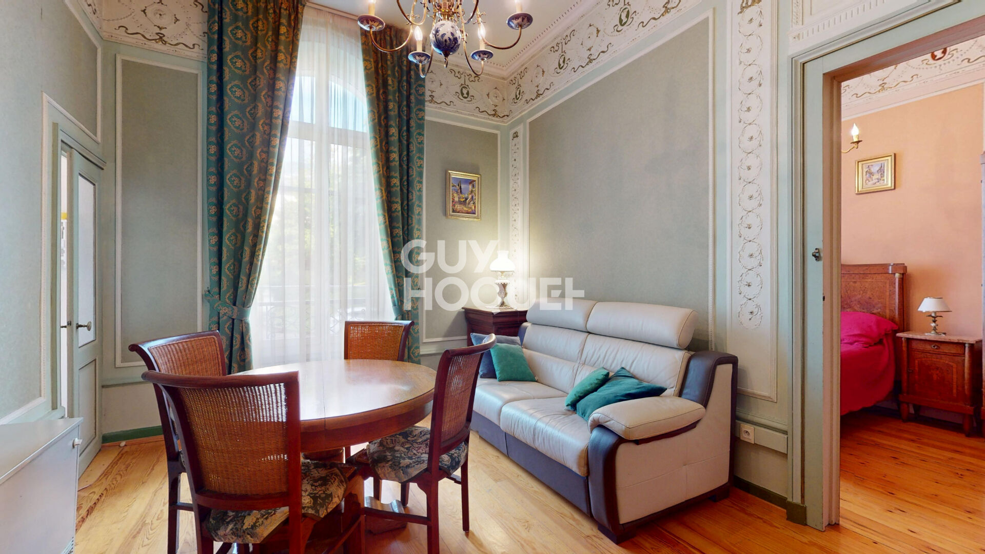 Appartement  2 pièces 37.39 m2 dans la Résidence historique "Le Splendide" à Aix-les-Bains.