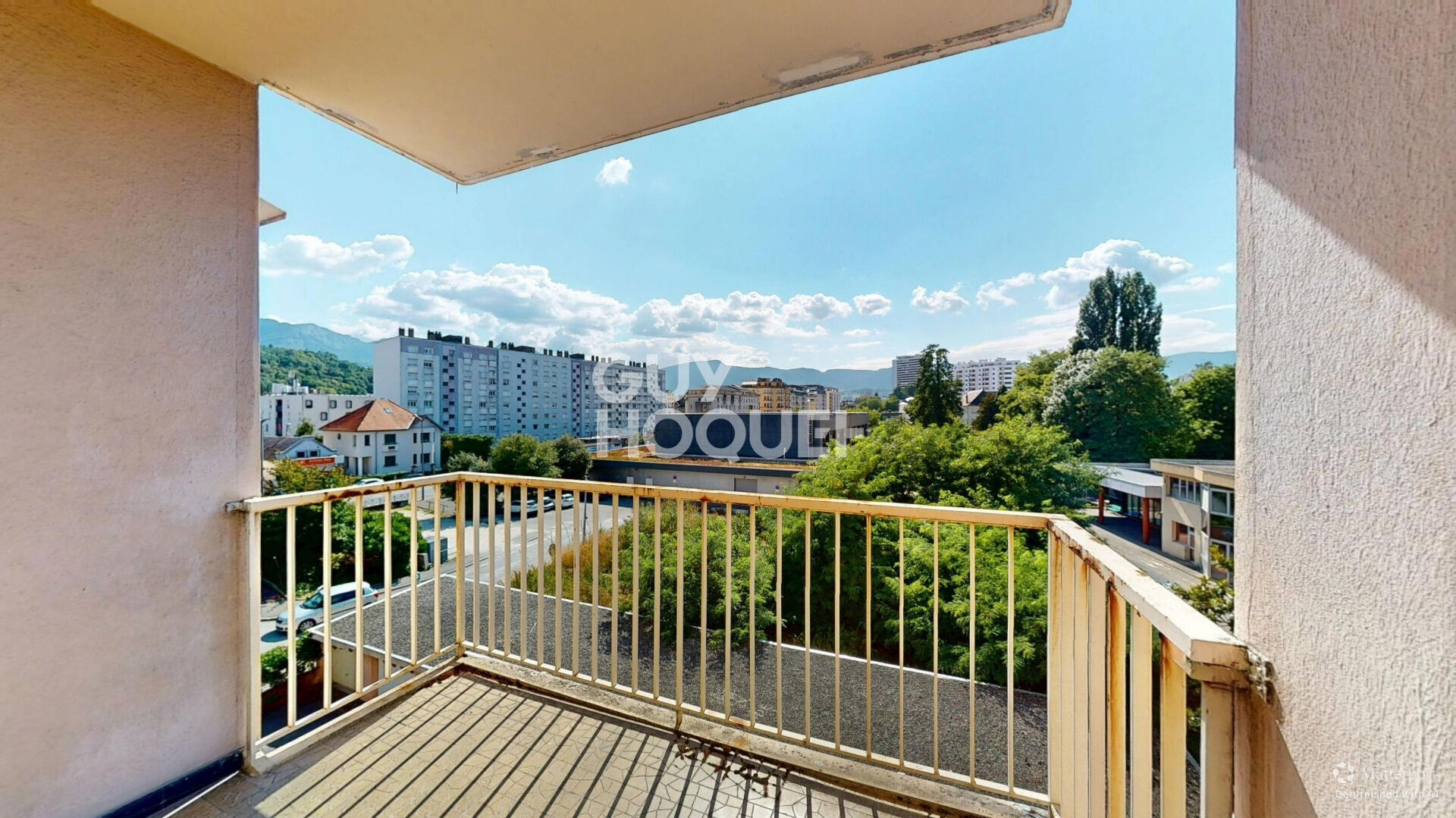 À vendre : Appartement T2 avec terrasse et parking à Chambéry