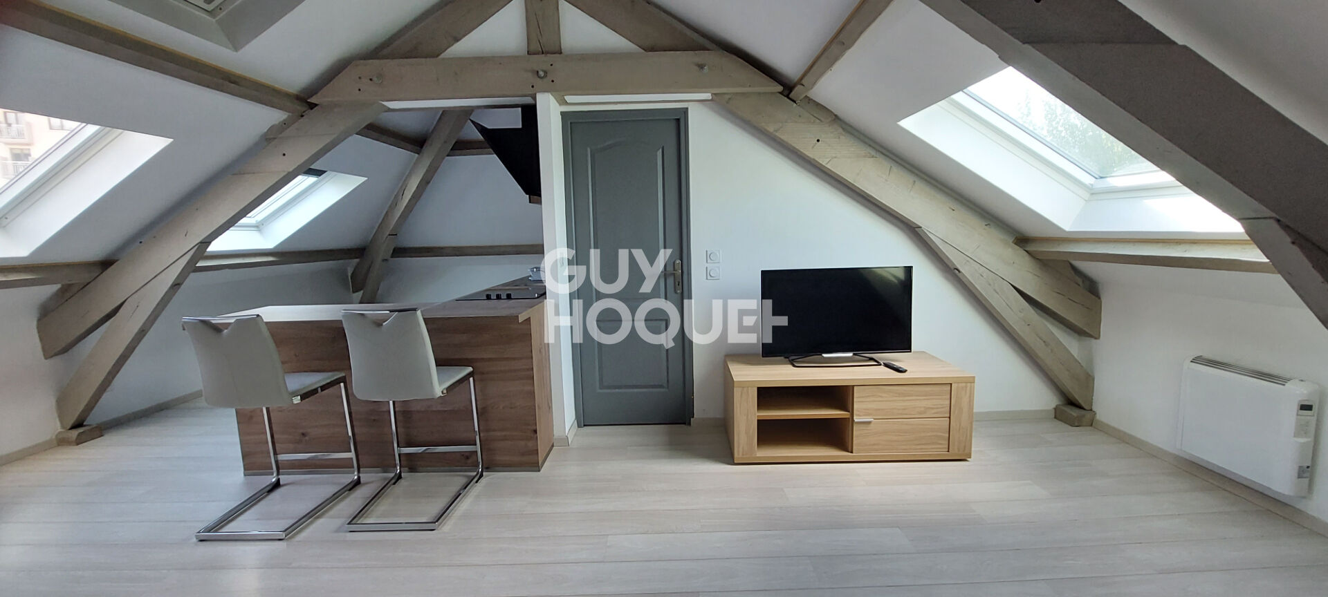 Studio 58 m2 au sol (26.72 m² loi Carrez) à AIX LES BAINS