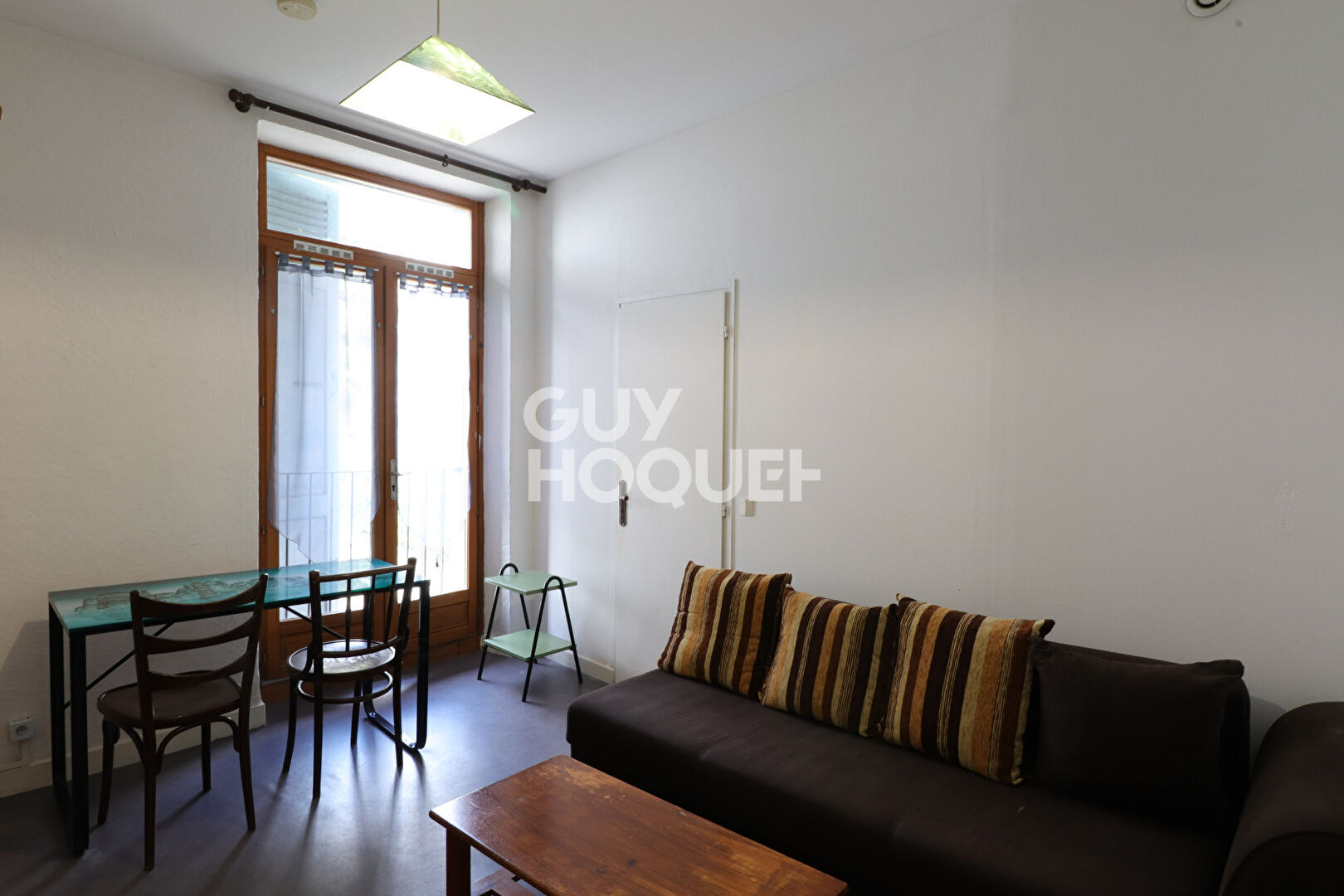 Centre-ville : studio meublé