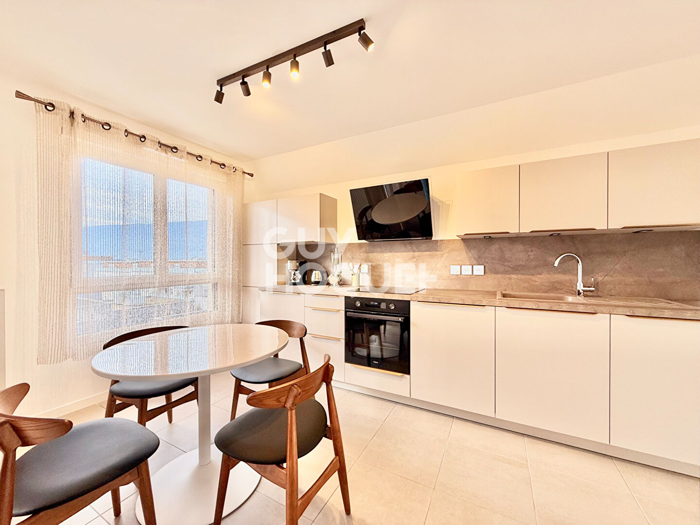 Appartement Aix-les-Bains 2 pièce(s) 44.18m²