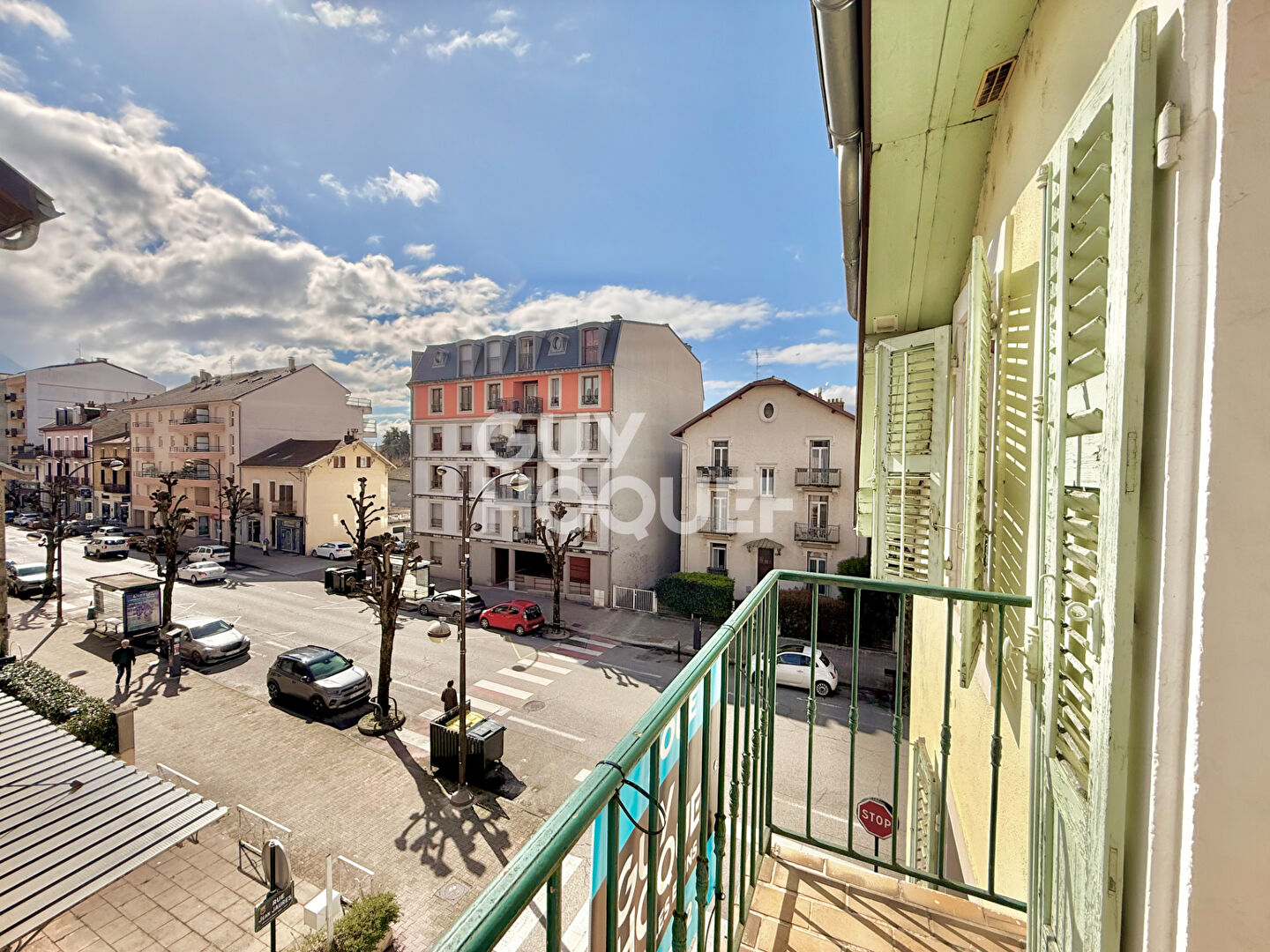 T2 meublé 38.78m² AIX LES BAINS balcon cave