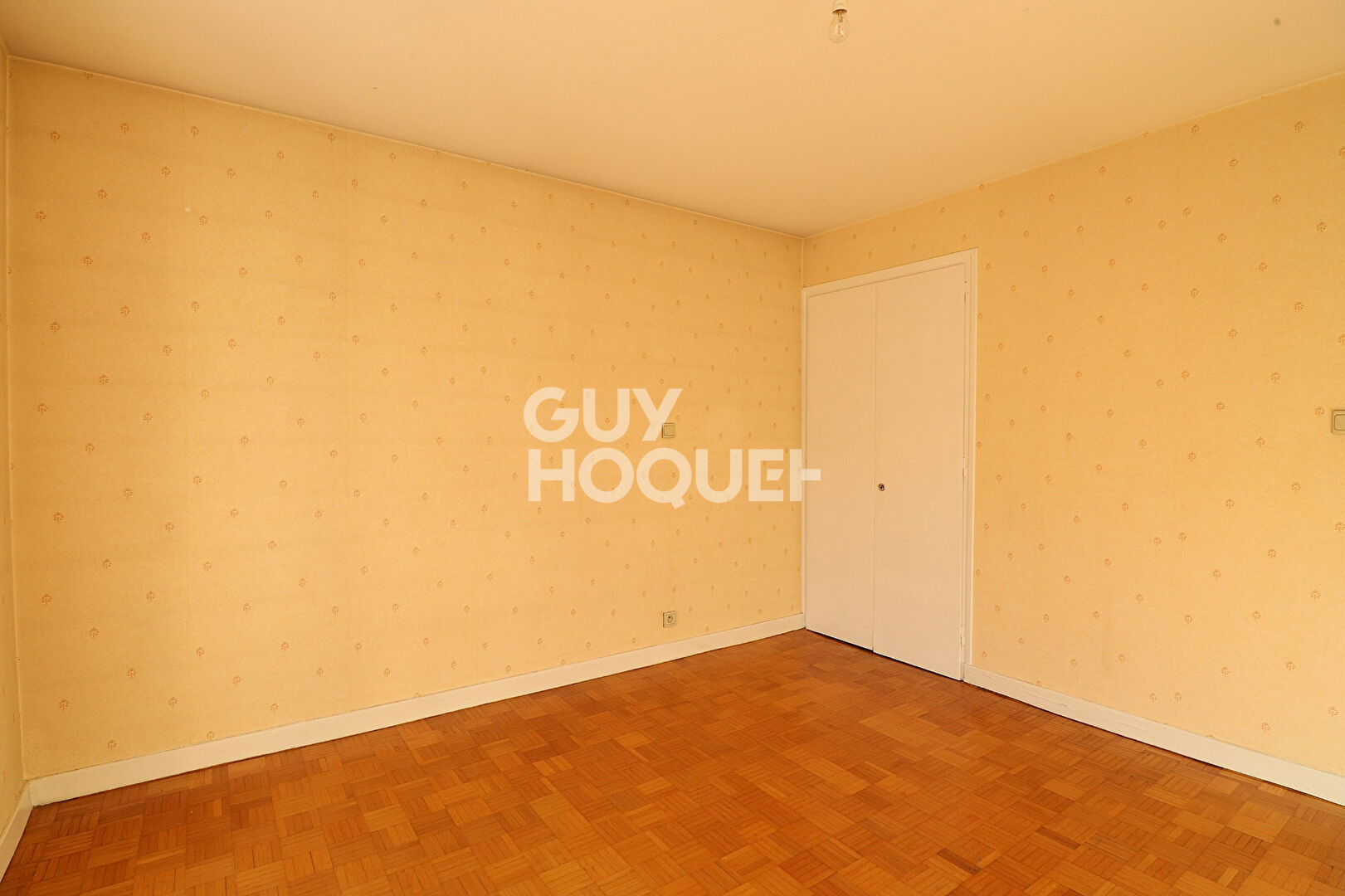 Centre-Ville : T3 avec balcons et garage