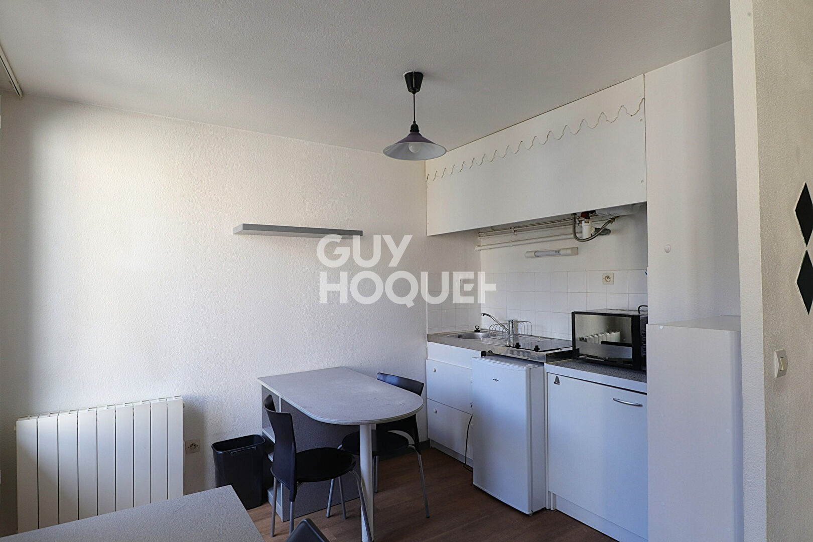 Secteur Curial : Studio avec balcon