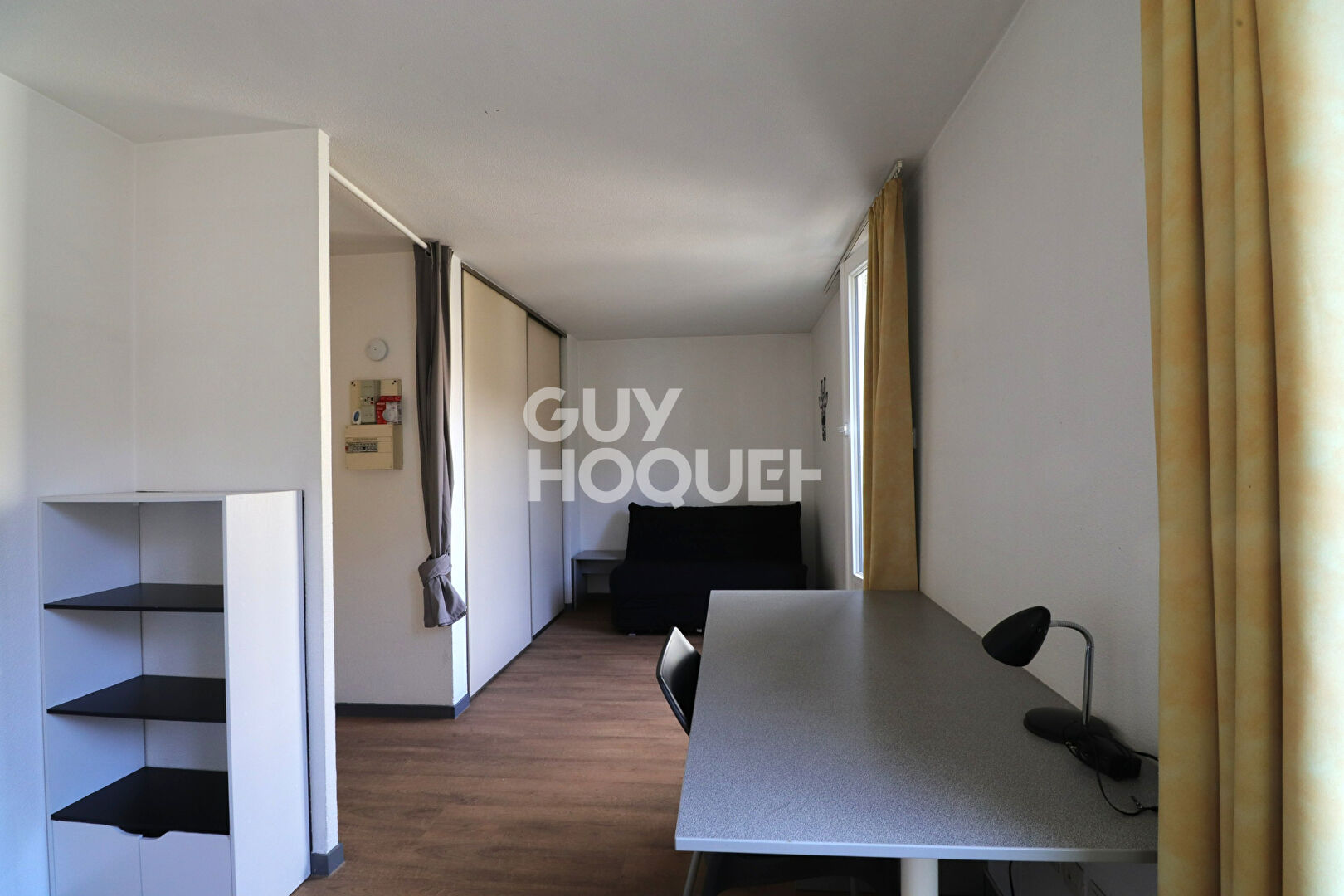 Secteur Curial : Studio avec balcon