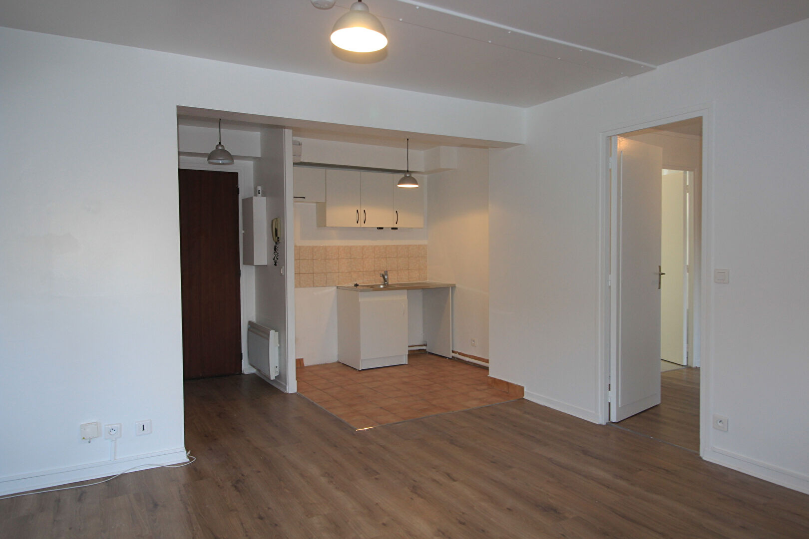 CONFLANS SAINTE HONORINE : appartement F2 (44 m²) en location