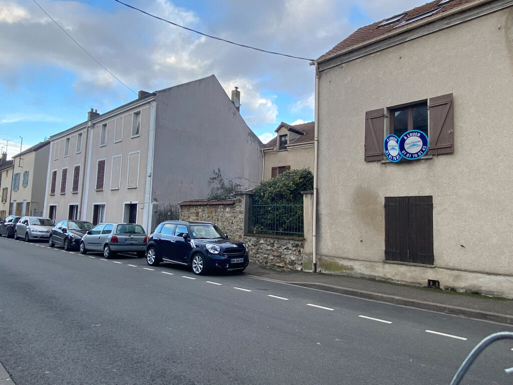 STUDIO à LOUER de 34,36 m² à TRIEL SUR SEINE (78510).