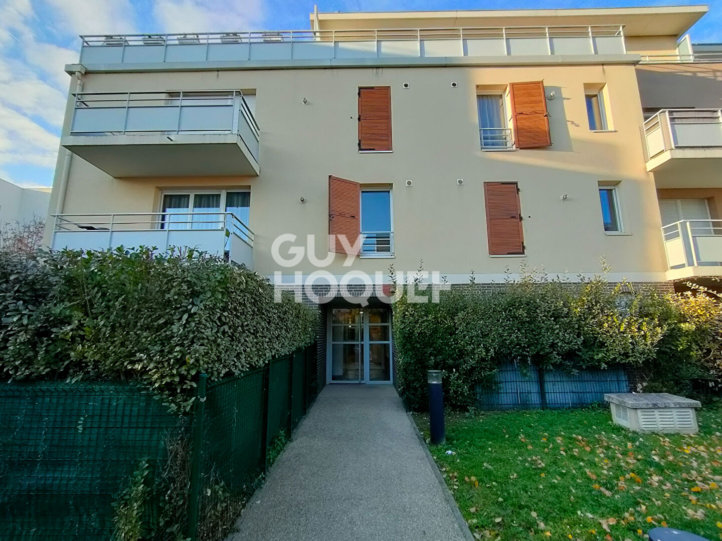 LOCATION : appartement F1 (24 m²) à CONFLANS SAINTE HONORINE
