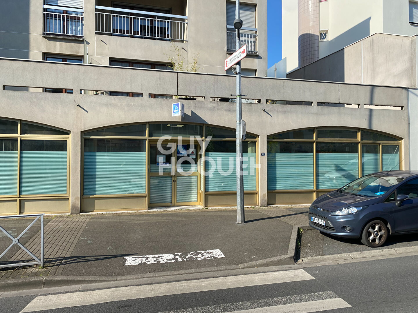 Local commercial Ermont 132 m2