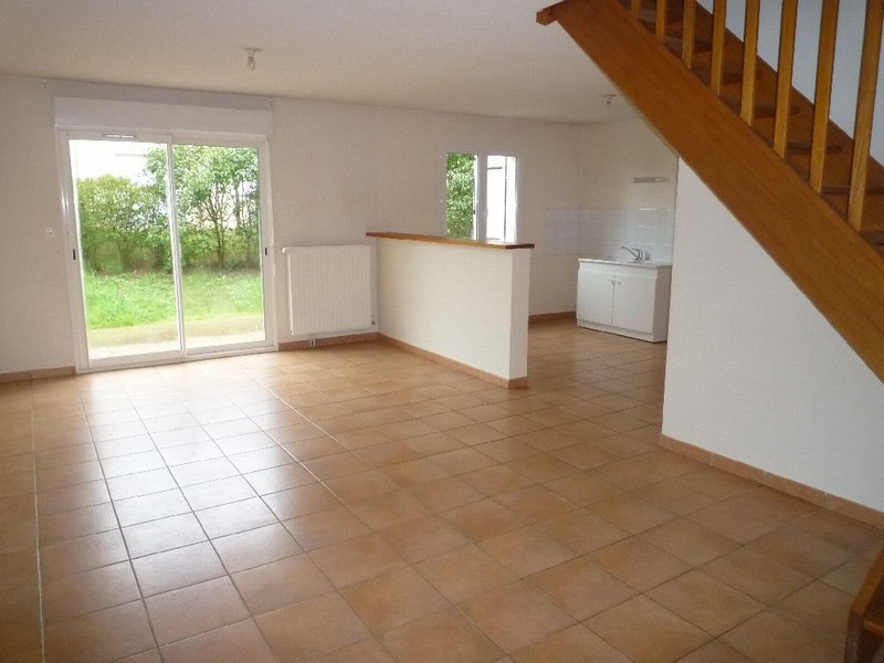 Maison de 4 pièces à louer à BUXEROLLES (86180).