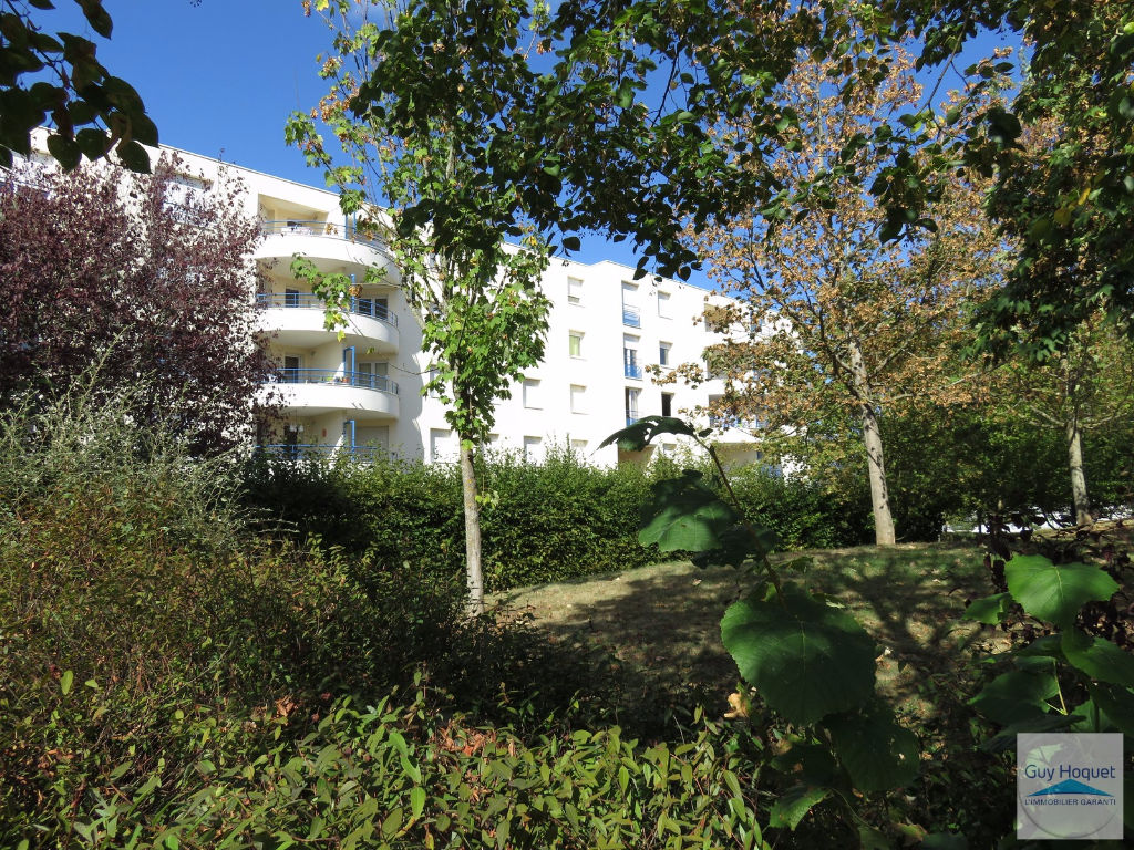 À vendre, appartement 5 pièces d'une surface habitable de 114 m² à POITIERS (86000).