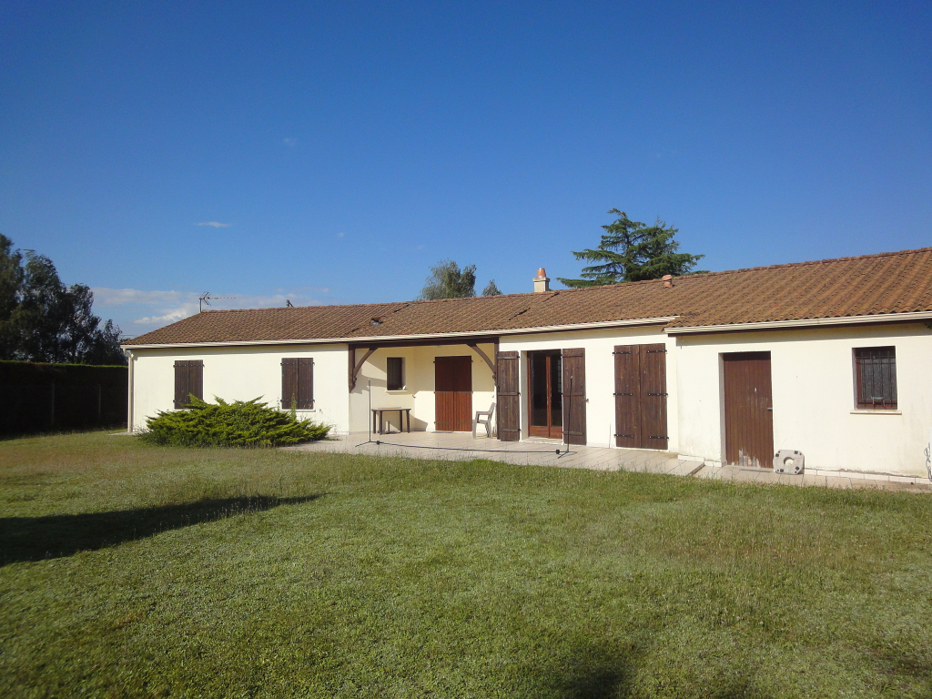 Maison  à louer à Migné Auxances de 5 pièce(s) 135 m2