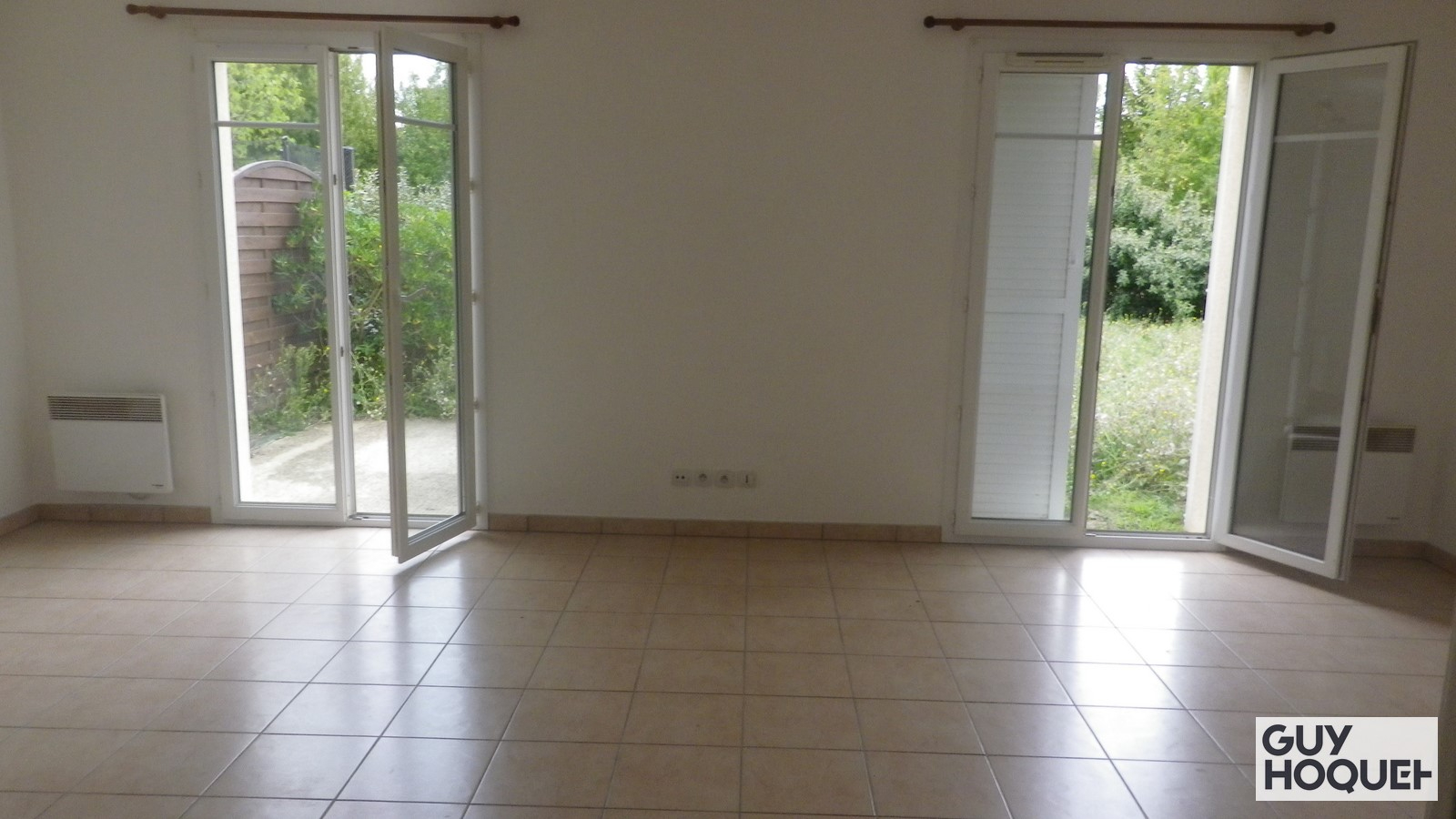 Maison Fontaine Le Comte 4 pièce(s) 90 m2