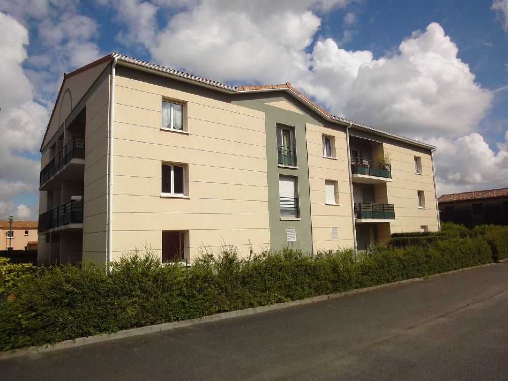 Appartement récent de Type 3 avec parking et cellier