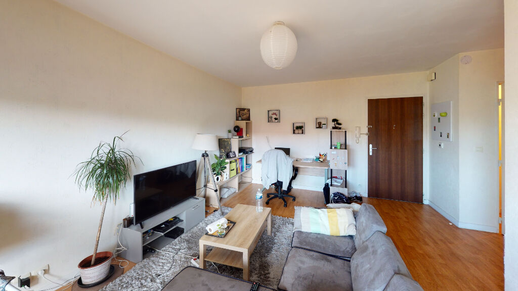 Appartement Type 2 avec balcon  et parking