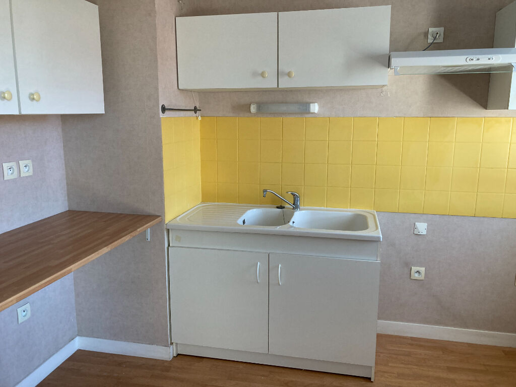 Appartement Type 2 avec balcon  et parking