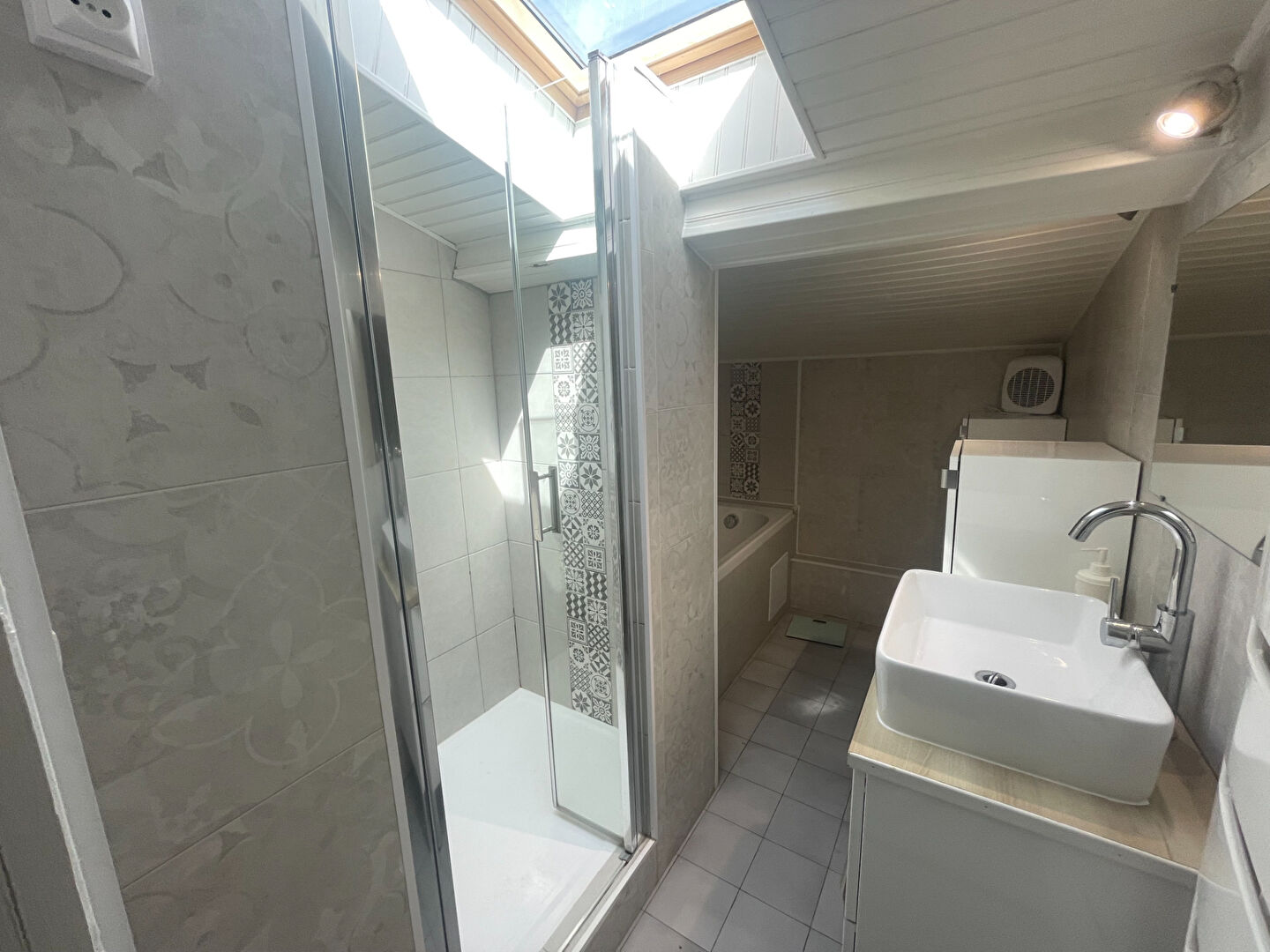 Maison Poitiers avec Studio Indépendant