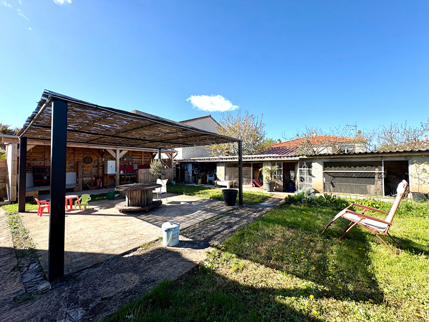 Maison avec jardin et garage à Poitiers