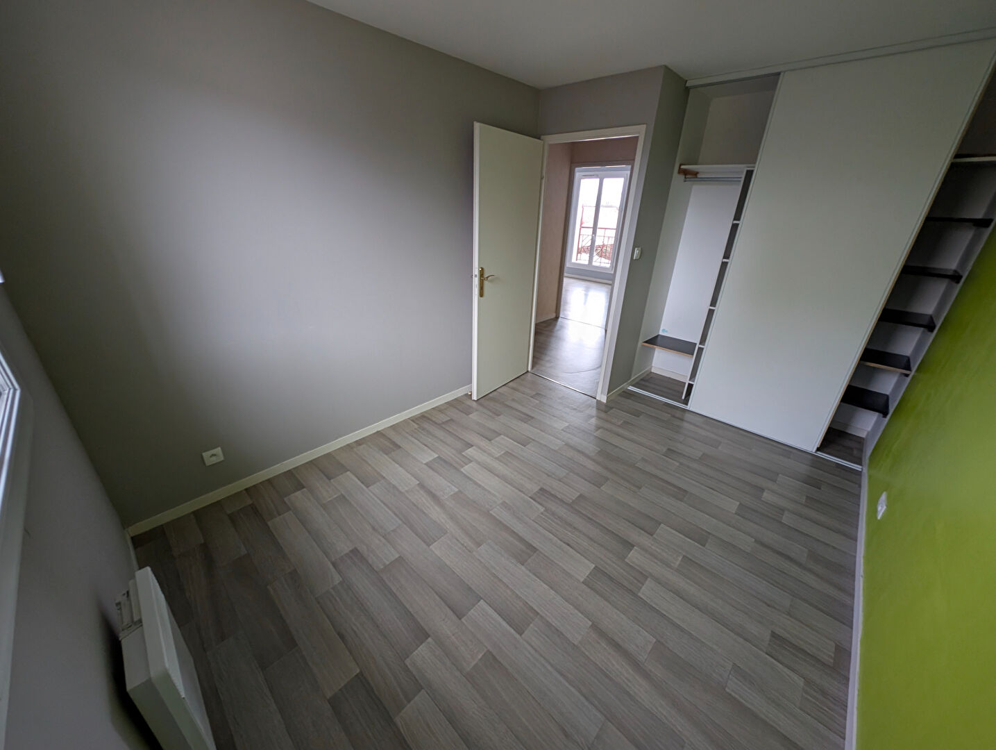 Maison Fontaine Le Comte 4 pièce(s)