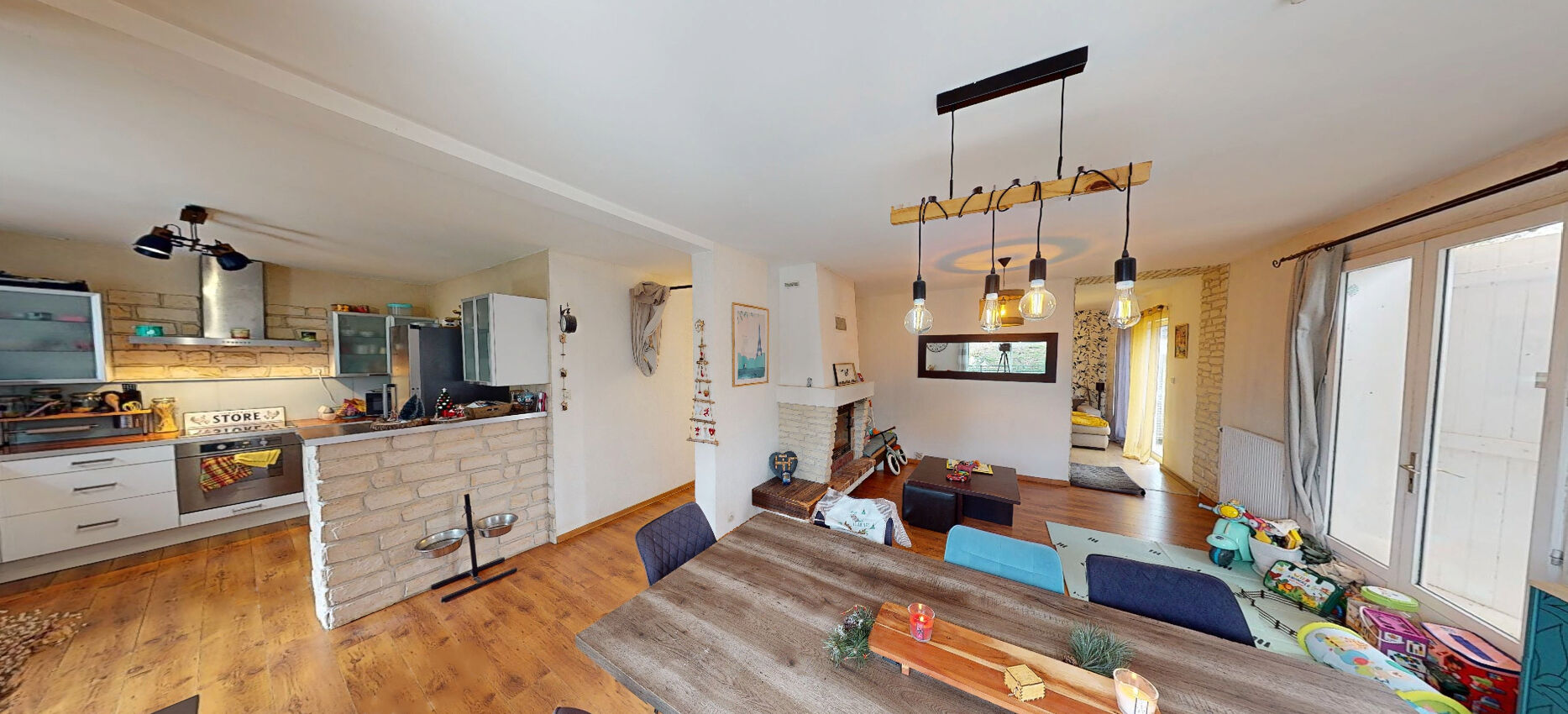 Maison Dissay 3 chambres avec piscine