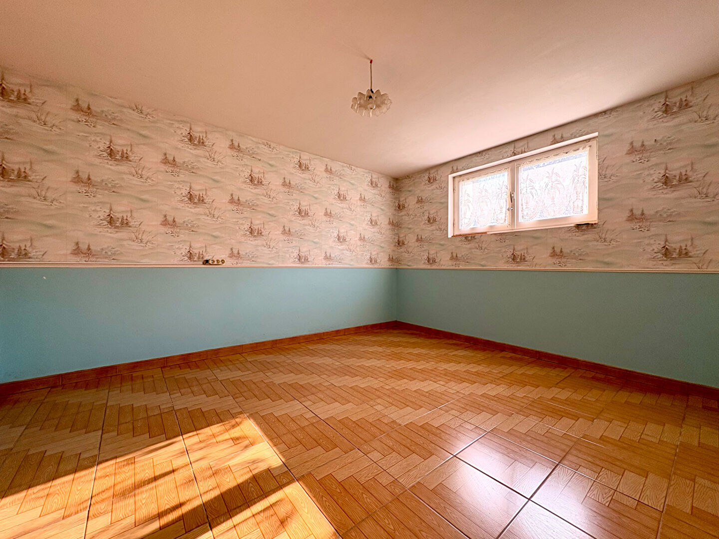 Maison Dissay 5 pièce(s) 114 m2 habitables