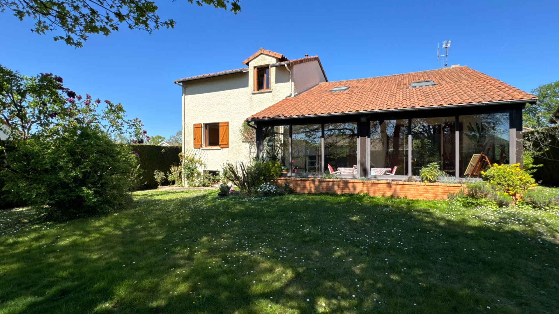 Maison  9 pièce(s) 176 m2