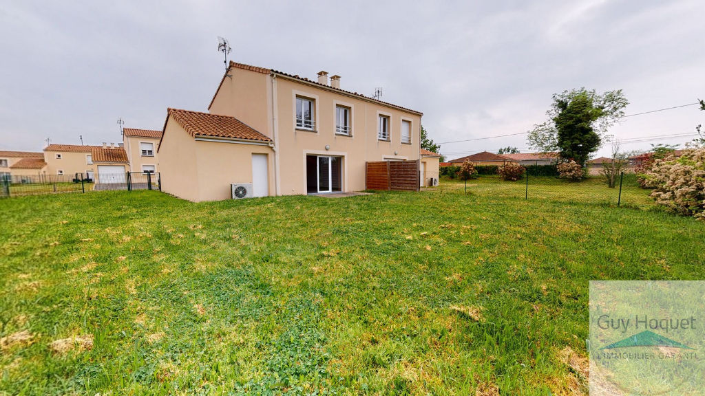 Maison récente de 91m²  à louer à Montmorillon 4 pièce(s)
