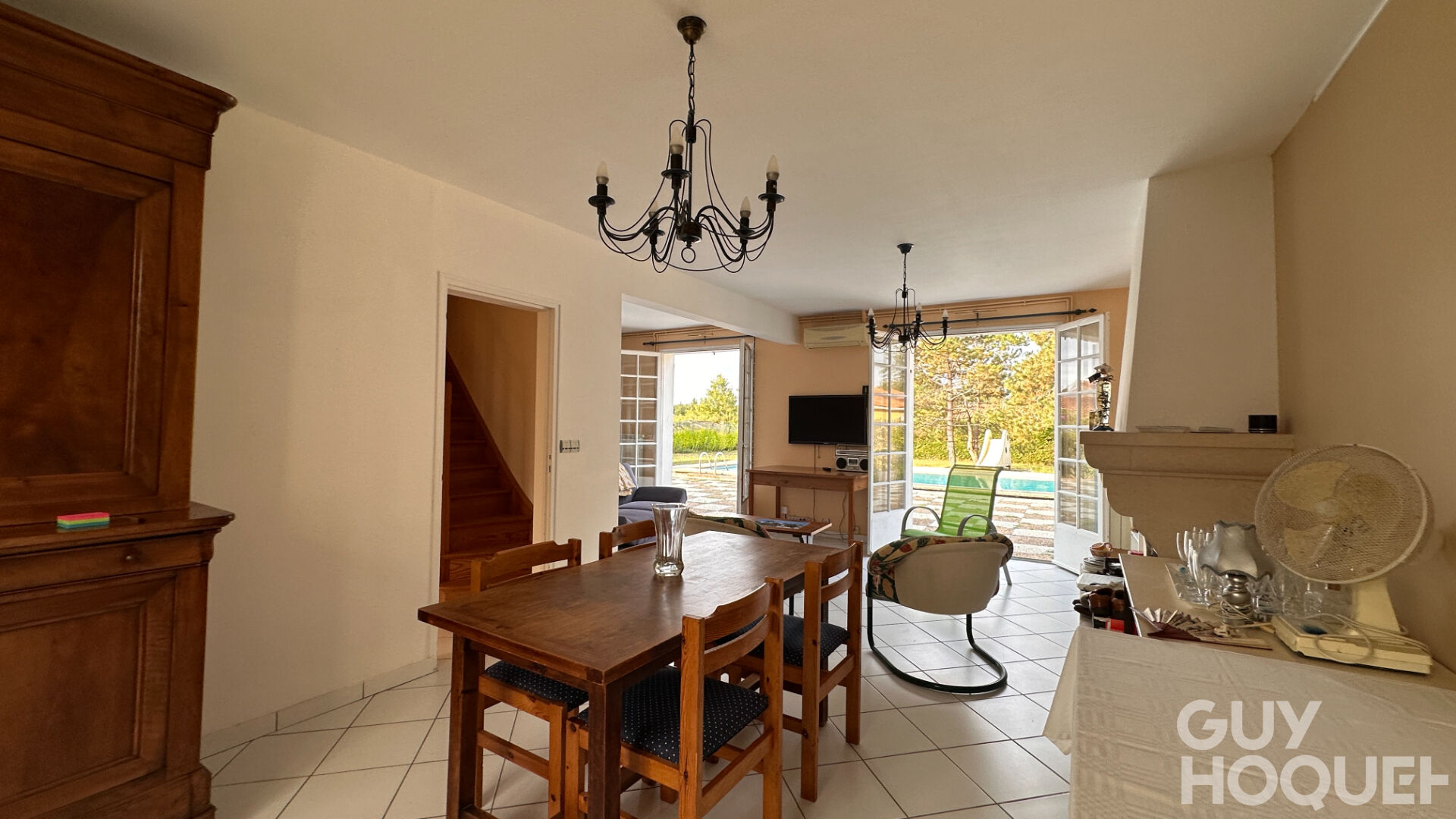 Maison Fontaine Le Comte 6 pièce(s) 114.99 m2