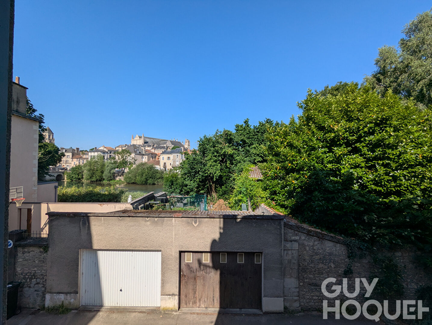 Immeuble Poitiers 7 pièce(s) 189 m2