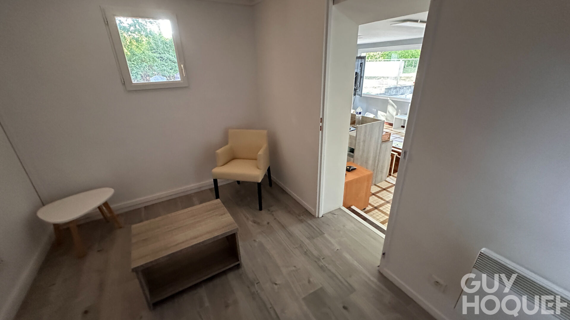 Local commercial Saint Benoit 300 m2 au sol