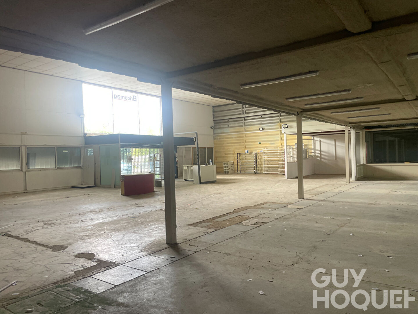 Local commercial Mirebeau 764.61 m2