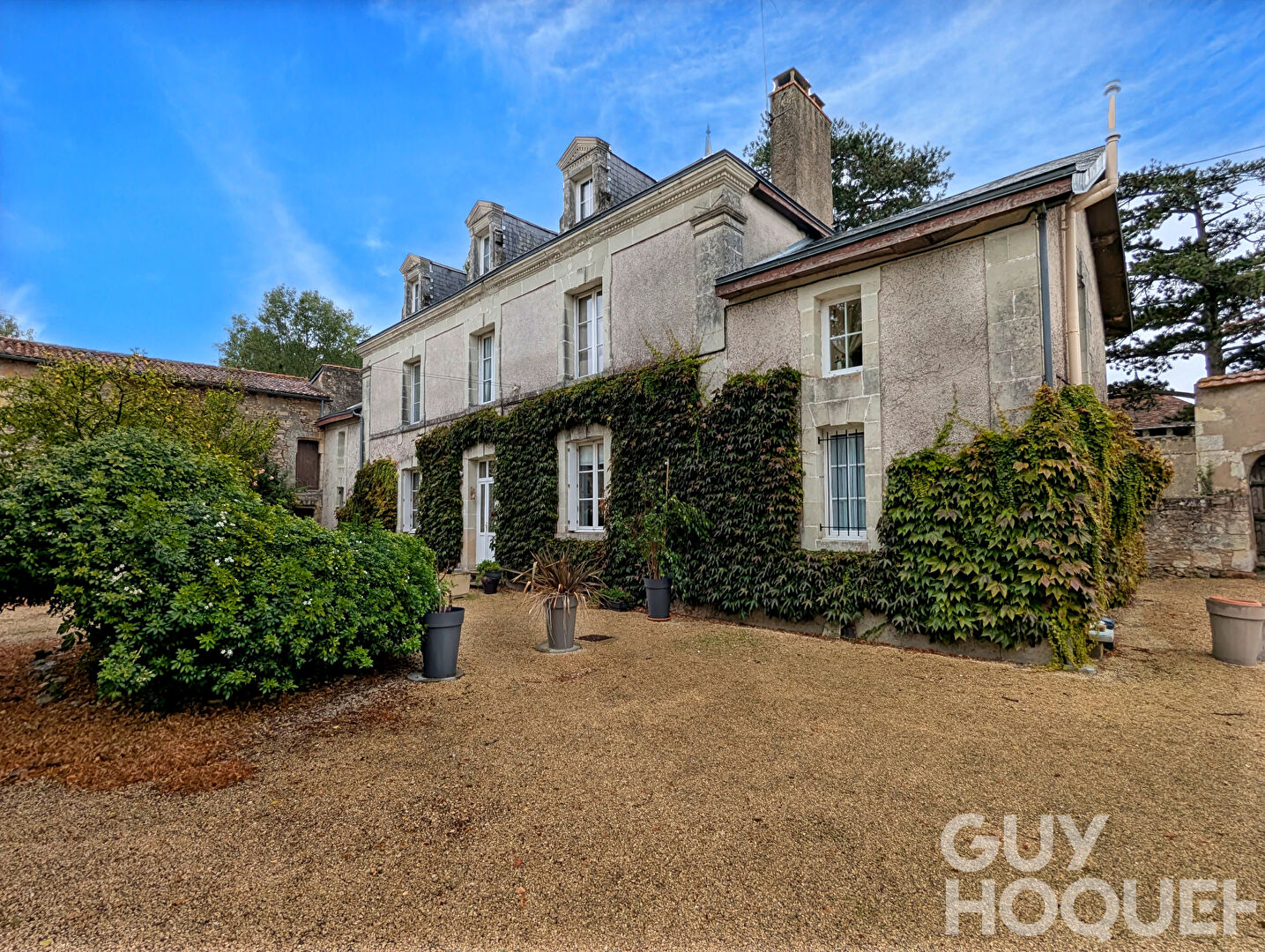 Domaine d'exception 205 m² de charme et d'histoire