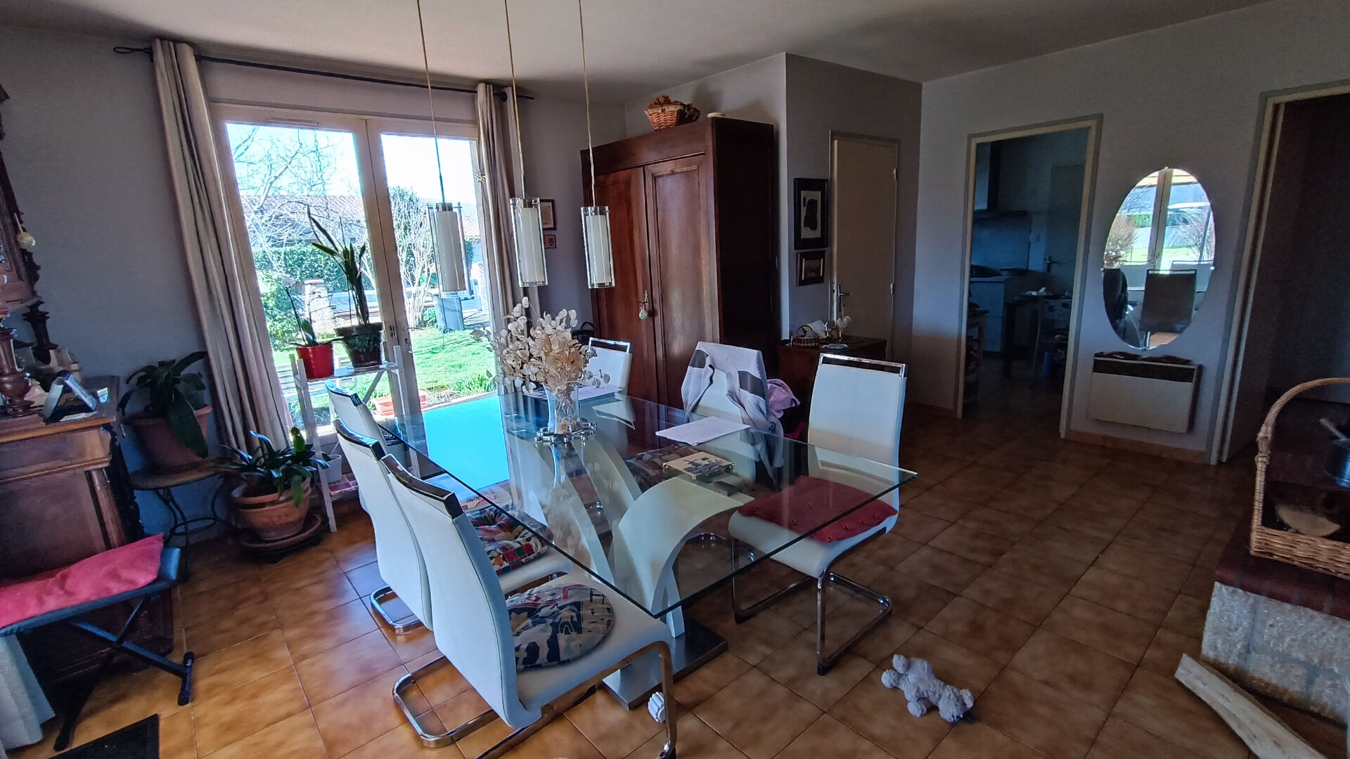 Villa plain-pied avec jardin