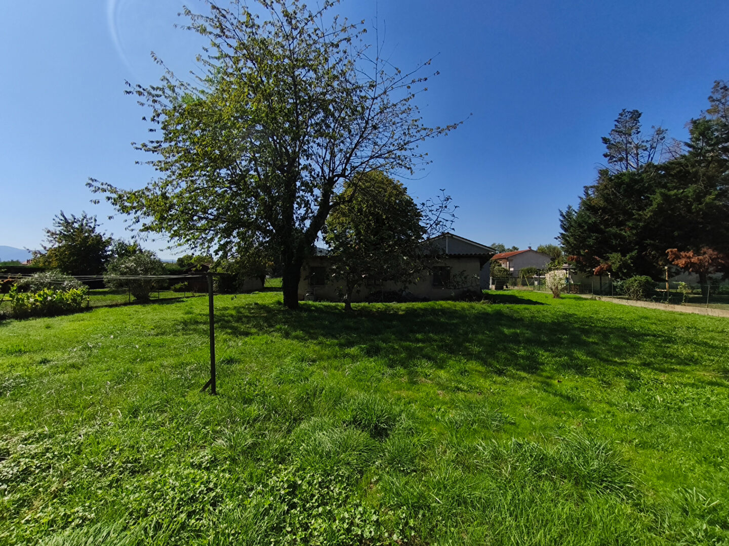 Maison Varilhes avec très grand terrain