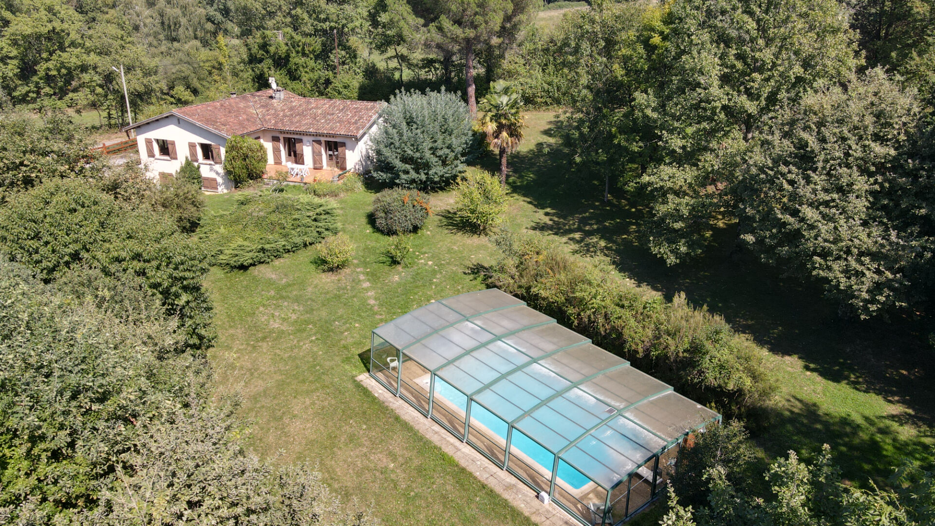 Grande propriété avec piscine couverte