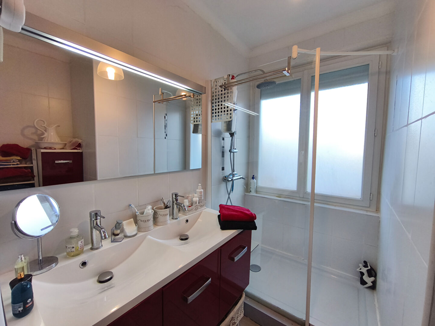 Plain-pied avec jardin et garage