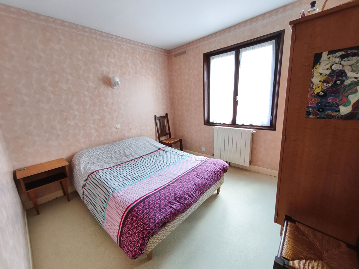 Maison avec grand garage et grand jardin