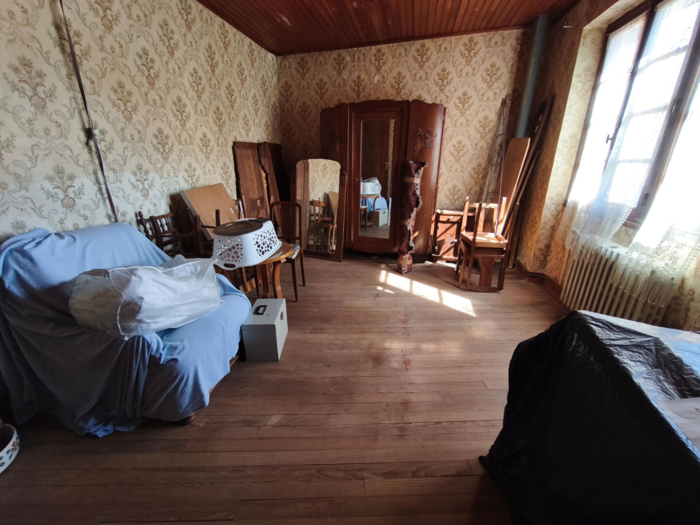 Maison avec 645 m² de dépendances