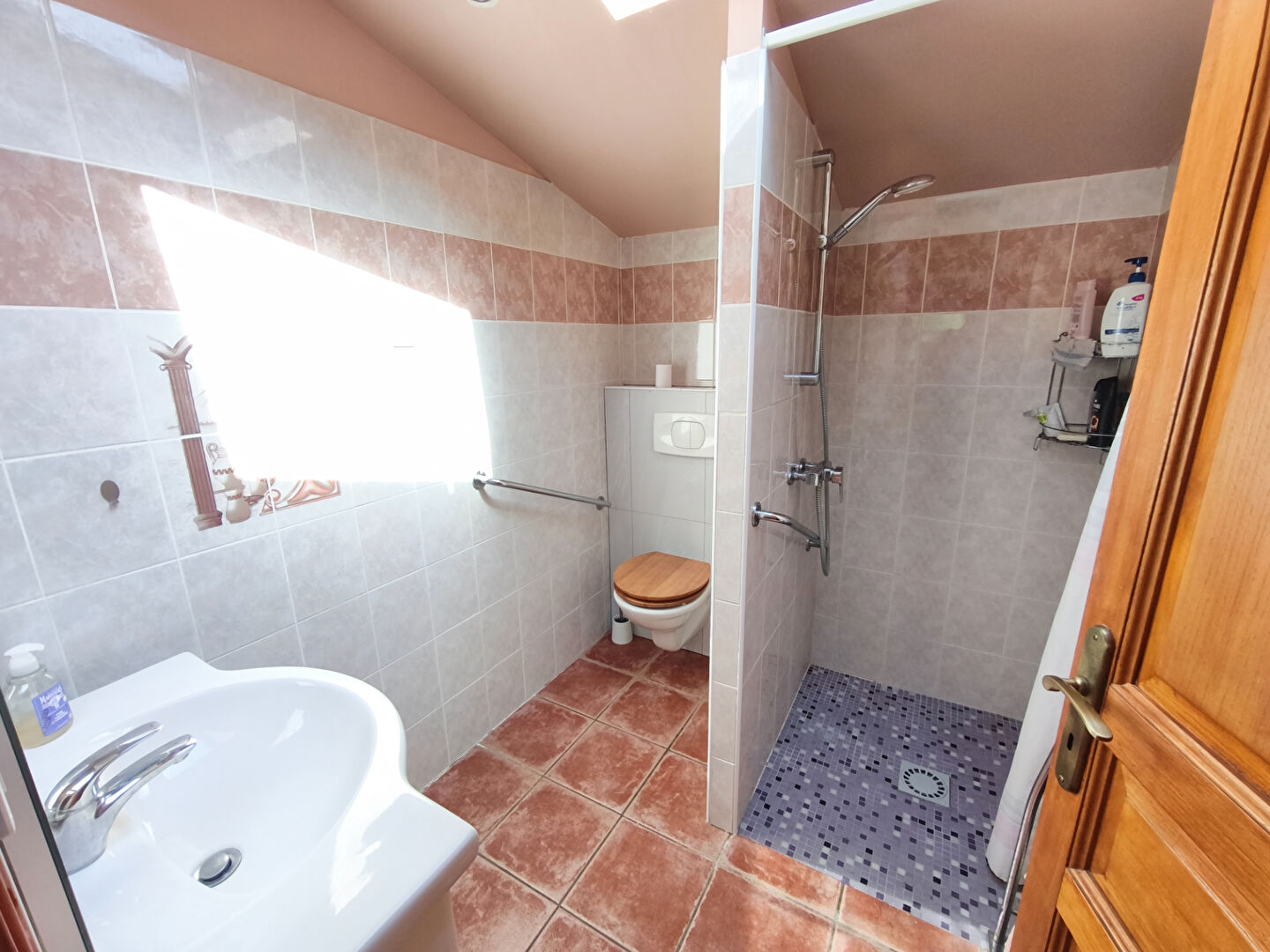 Villa 147 m² sur 1962 m²