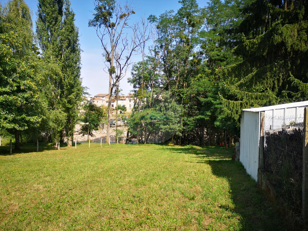 Terrain 2353 m² à Crampagna