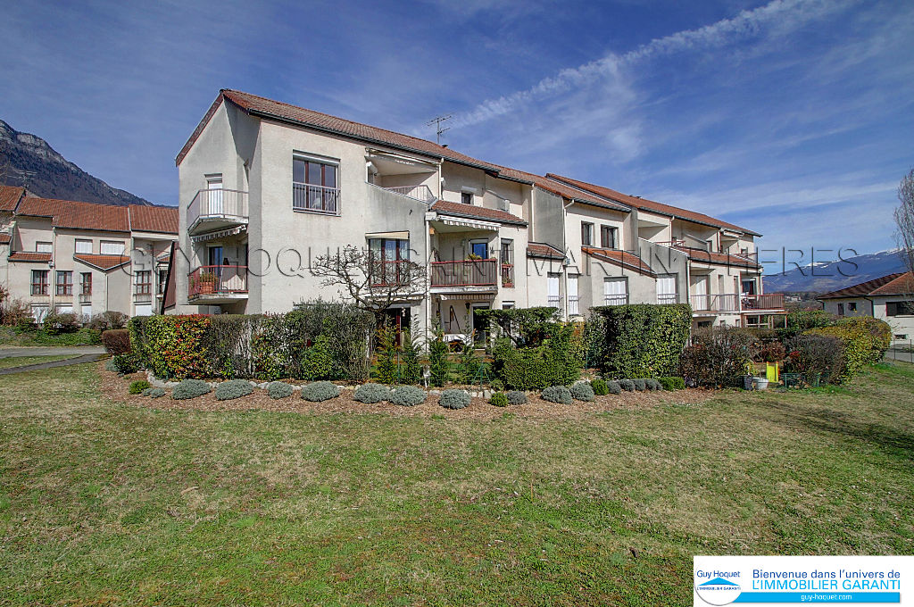 À vendre, T4 de 109 m² en Rez de Jardin situé à SAINT-ISMIER (38330).