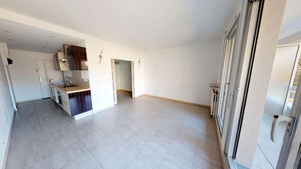 À vendre, T2 de 37 m² situé à MEYLAN (38240).